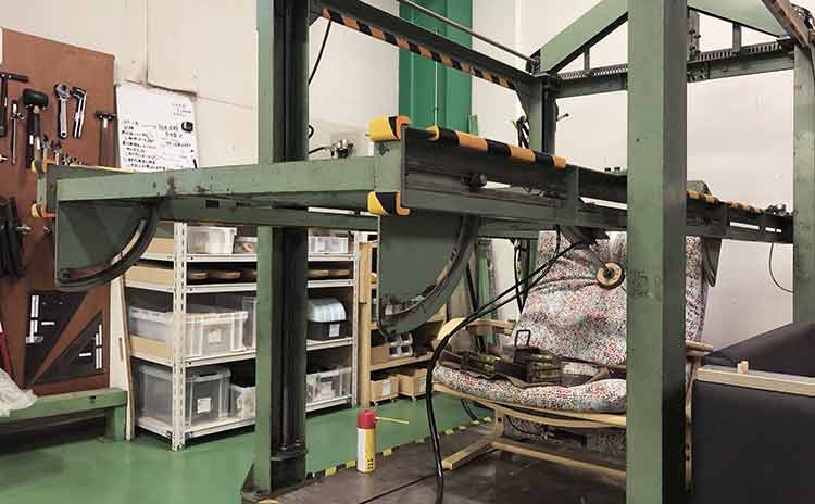 I-H44-4-furnitureuniversaltestingmachine Factory-Facility付帯設備 家具万能試験機|冨士ファニチア