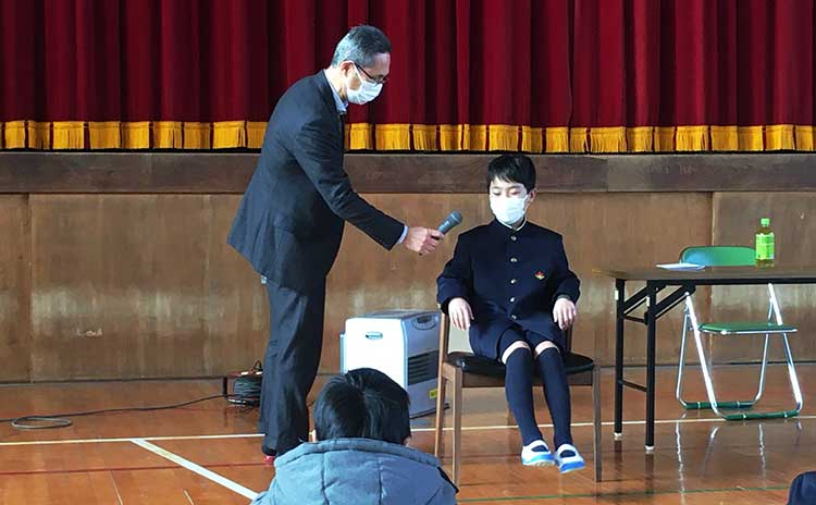 csr_demaejugyo CSR_出張授業によるキャリア教育の実施|冨士ファニチア